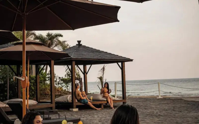 Bayandati Resort