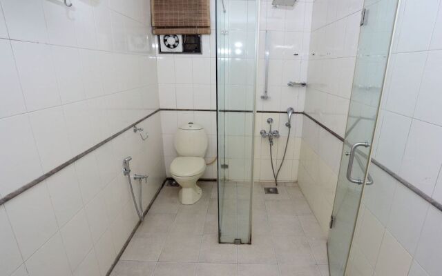 OYO 28424 Coastal Residency