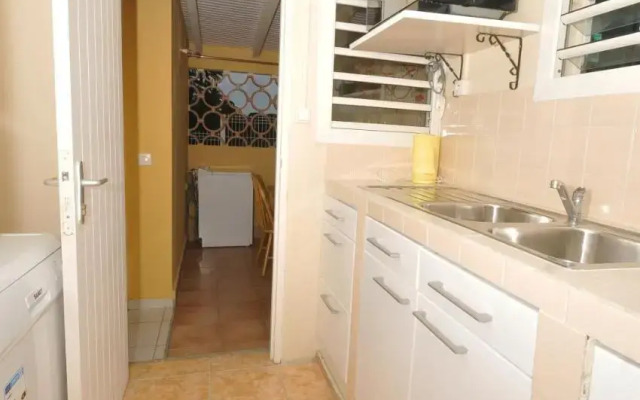 Loue F3 Vue Sur Mer Dans Propriete Privee