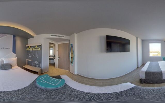 One Tuxtla Gutierrez