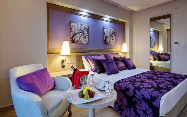 Royal Teos Thermal Resort Clinic & Spa - Halal Hotel