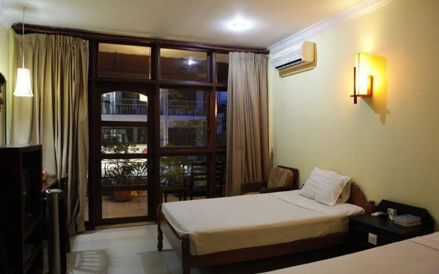 Amber House