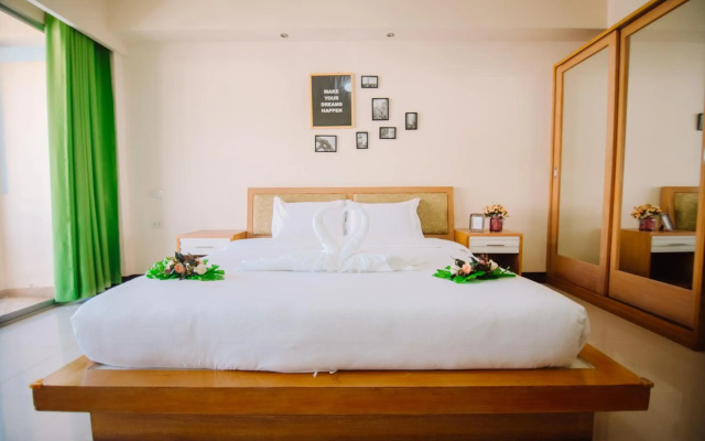Patong Beach Side Hotel