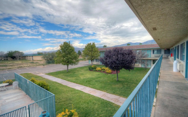Motel 6 Alamogordo, NM