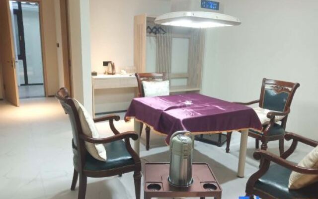 Xiandai Holiday Hotel
