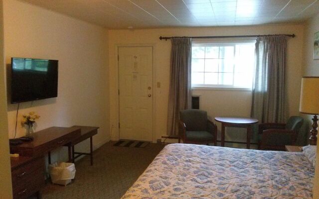 Lucky Strike Motel