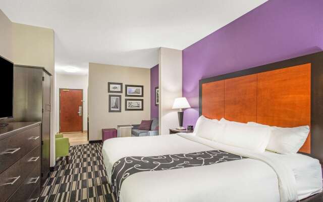 La Quinta Inn & Suites by Wyndham Norwich-Plainfield-Casino