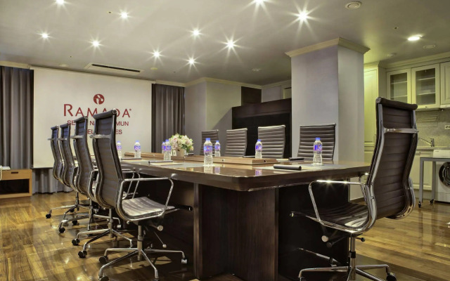 Ramada Hotels & Suites Seoul Namdaemun