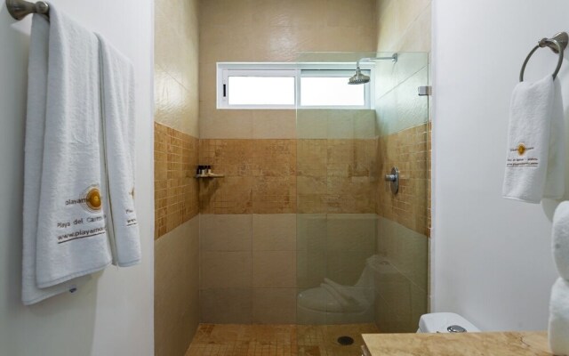 Sabbia 4201-3 Bedrooms ALL IN Suite Condo