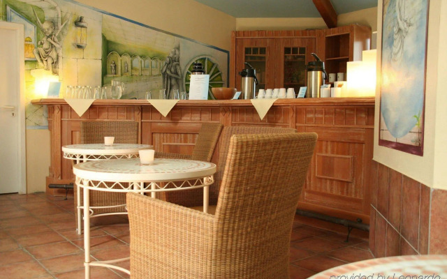 Hotel Whitman
