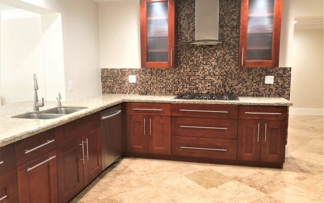 Casa Ria Luxury House w Private Pool Near Aventura Mall