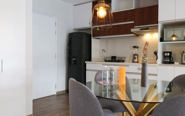 w Amazing 2BR in the Heart of Miraflores