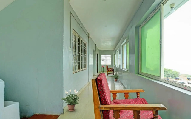 OYO 91078 Hotel Orange