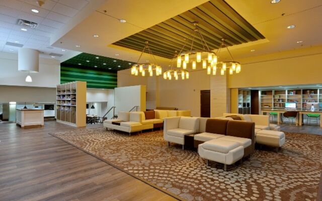 Holiday Inn Hotel & Suites Calgary Airport North, an IHG Hotel