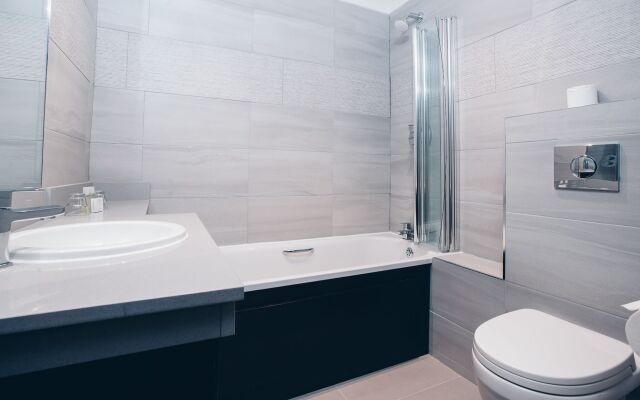 County Hotel & County Aparthotel Newcastle