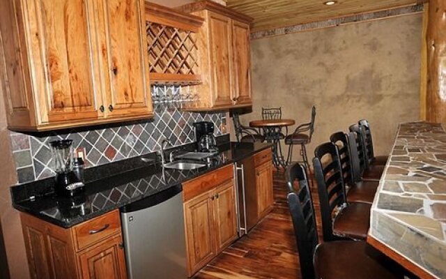 Hickory Mist Luxury Cabins & Lodges