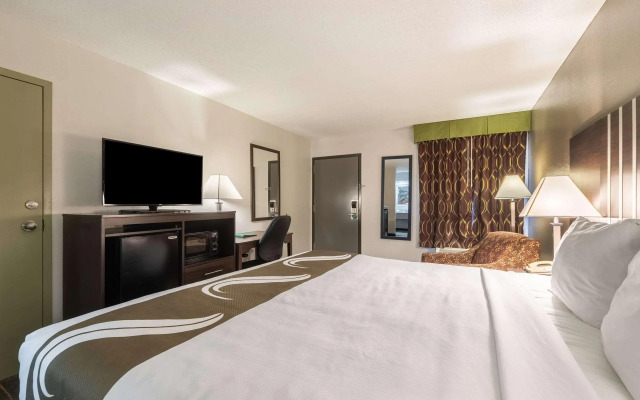 Quality Inn Cleveland North