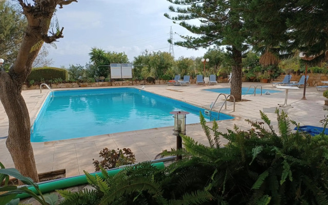 Rantzo Holiday Apartments