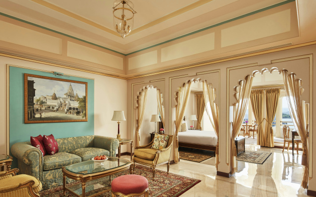 Taj Fateh Prakash Palace