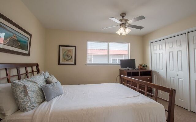 Oak Shores 103