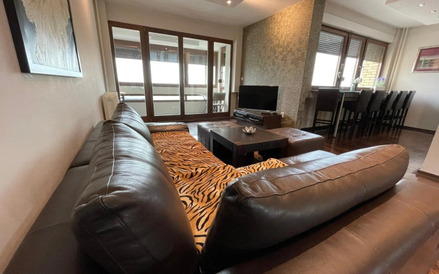 Riverside Luxury Apartment