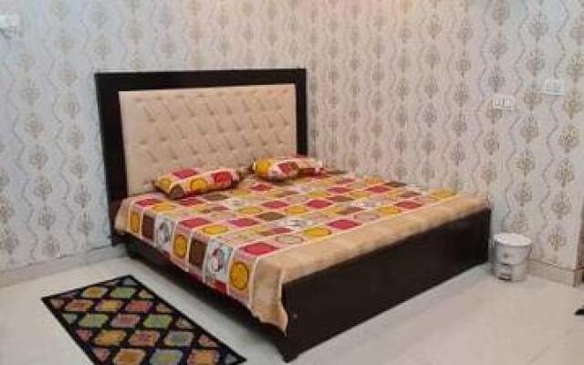 Oyo Sai Guest House