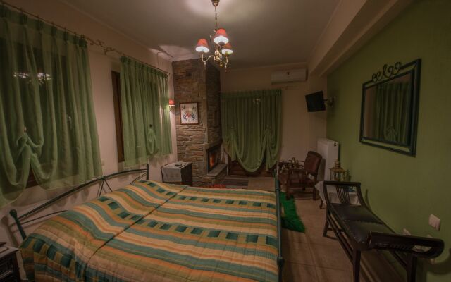 Chorostasi Guest House