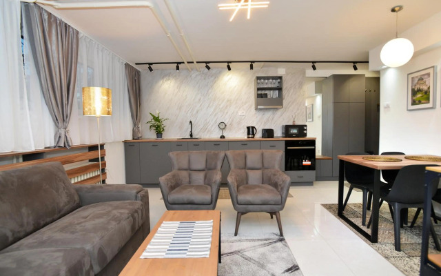 River & Bike Apartment