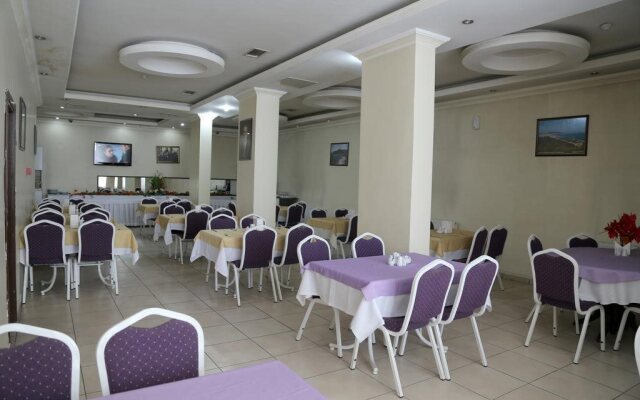 Grand 52 Otel