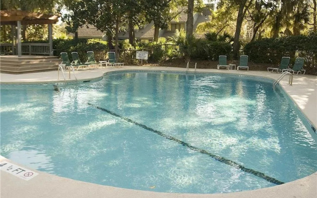 Turnberry 251 by RedAwning