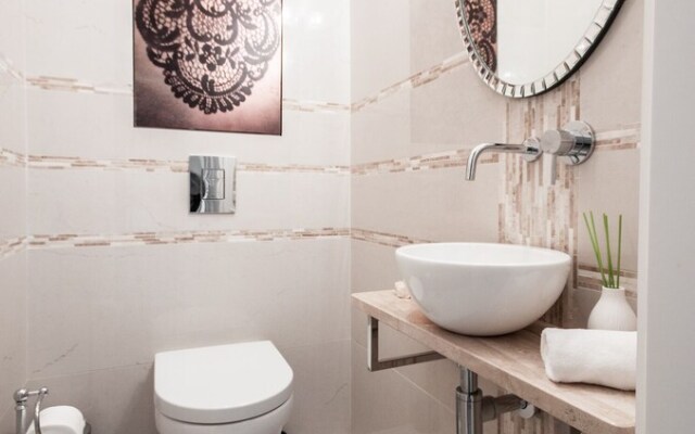 oompH Dobra Warsaw Central Luxurious Apt