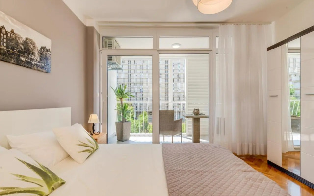 Room Nada