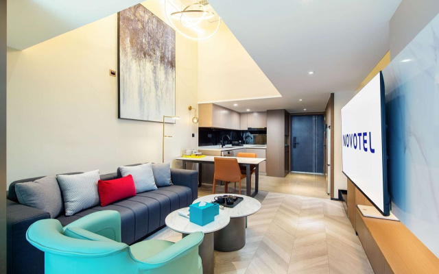Novotel Living Yunnan Dianchi Times