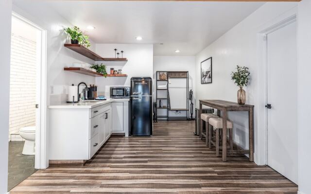 The Four Daughters Inn