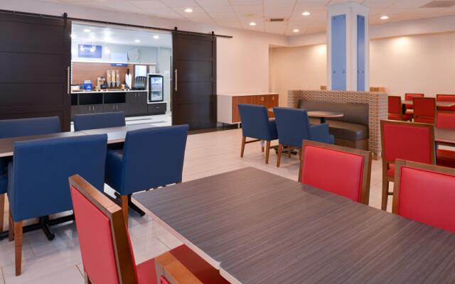 Holiday Inn Express Towson - Baltimore North by IHG