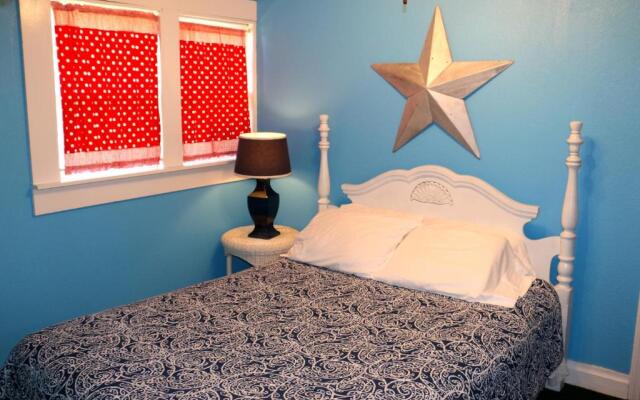 Boundary Waters Resort & Marina