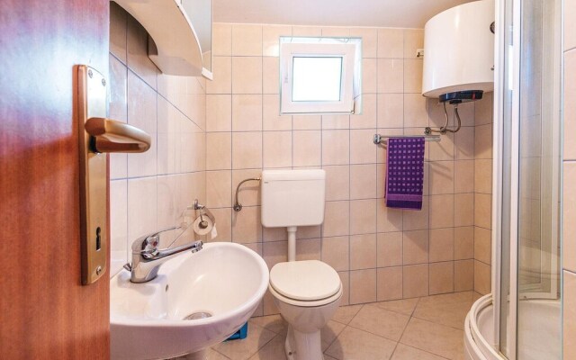 Beautiful Home in Betiga With Wifi and 2 Bedrooms
