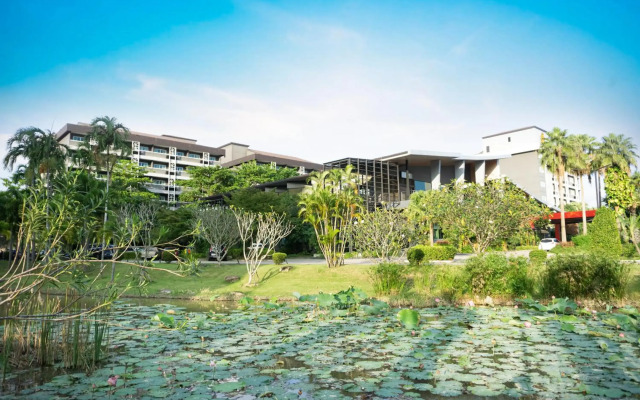 Eastpana Hotel
