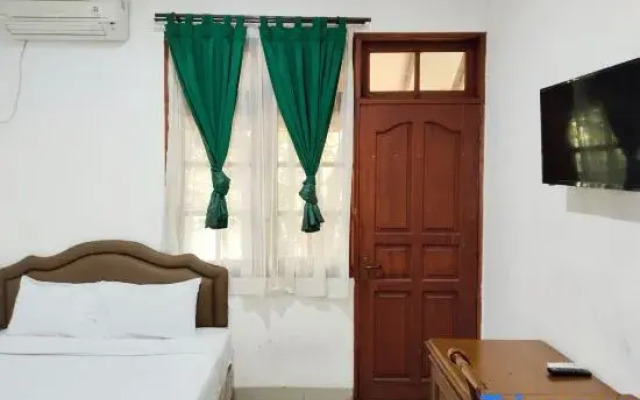 DeKuningan House