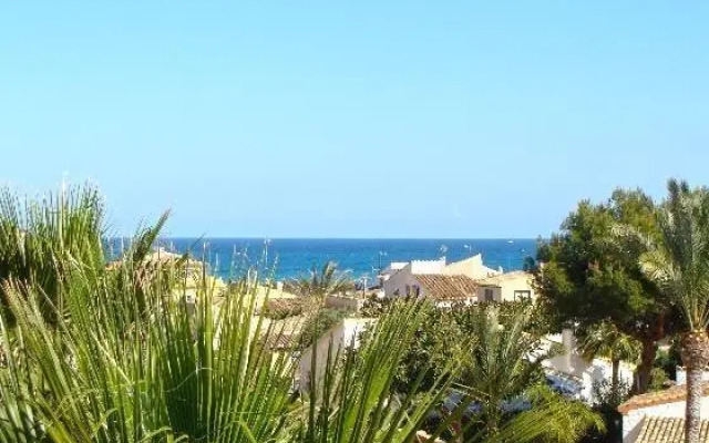 Bennecke Riviera