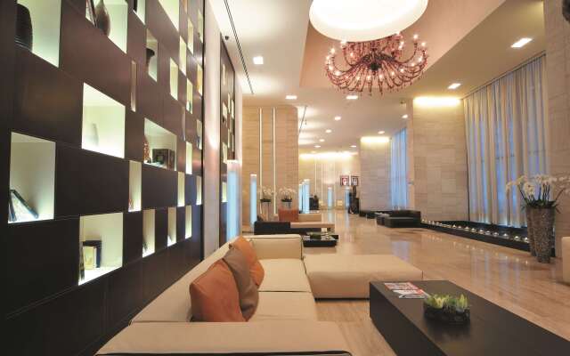 The Radisson Blu Residence, Dubai Marina