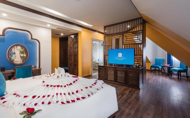 Grand Fleuve Boutique