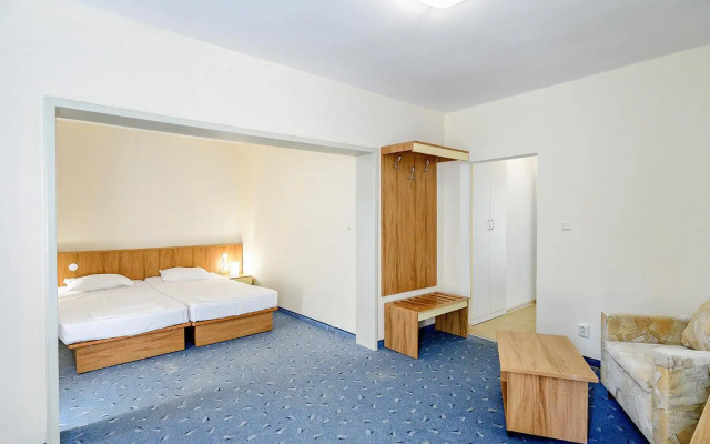 International House of Journalists Resort
