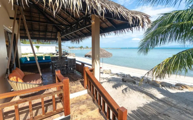 Absolute Beachfront Resort