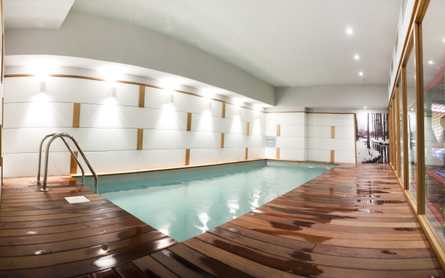 Hotel Val De Neu