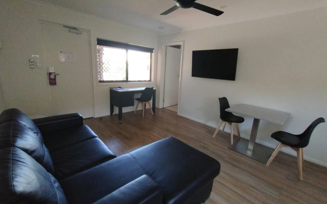 Cascade Motel In Townsville