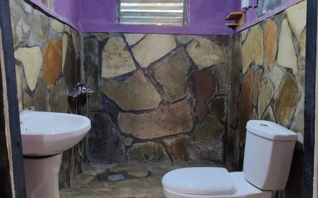 Red Rocks Rwanda Guesthouse & Campsite