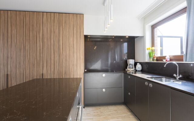 Penthouse on 10th Floor