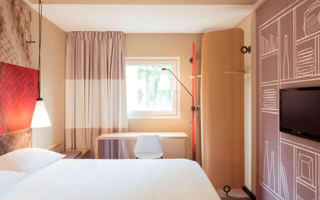 B&B HOTEL Wuppertal-City