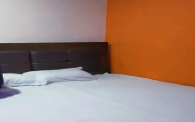 Goroomgo Sunder Guest House Gorakhpur